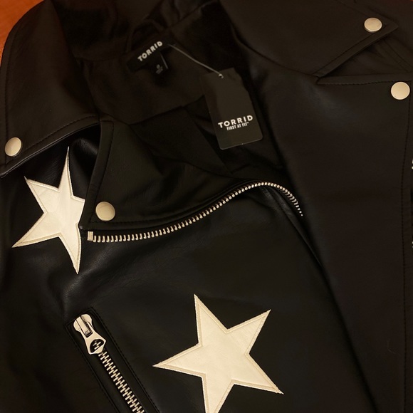 Torrid Star Faux Leather Jacket NWT - Picture 6 of 6